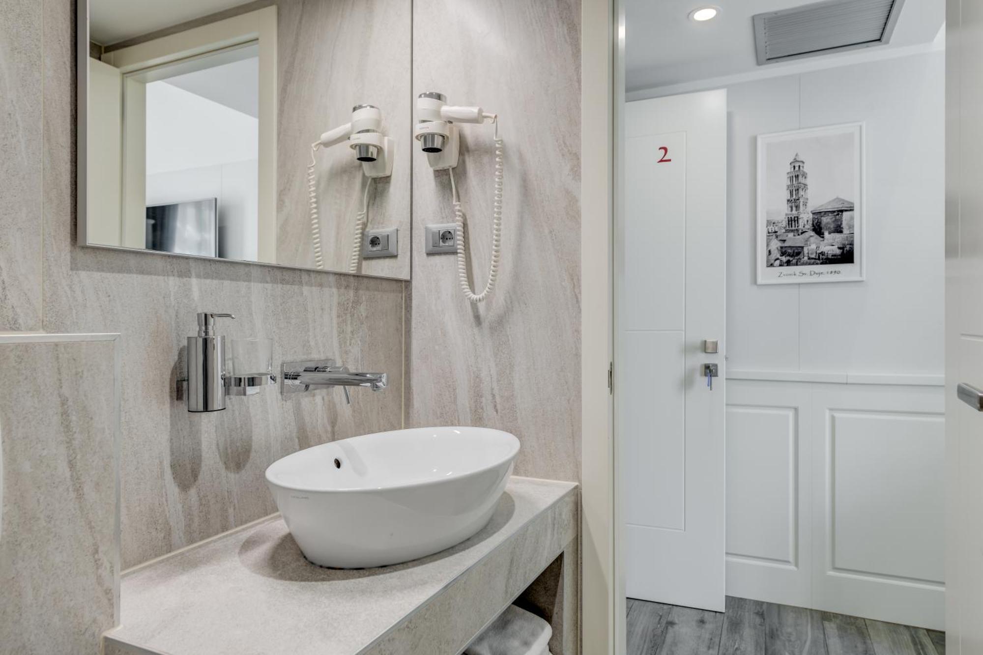 ספליט Roko Luxury Rooms מראה חיצוני תמונה